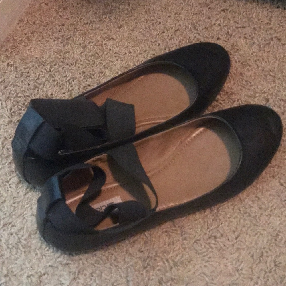 ESPIRIT Black Ballet Flats Tie Up Style